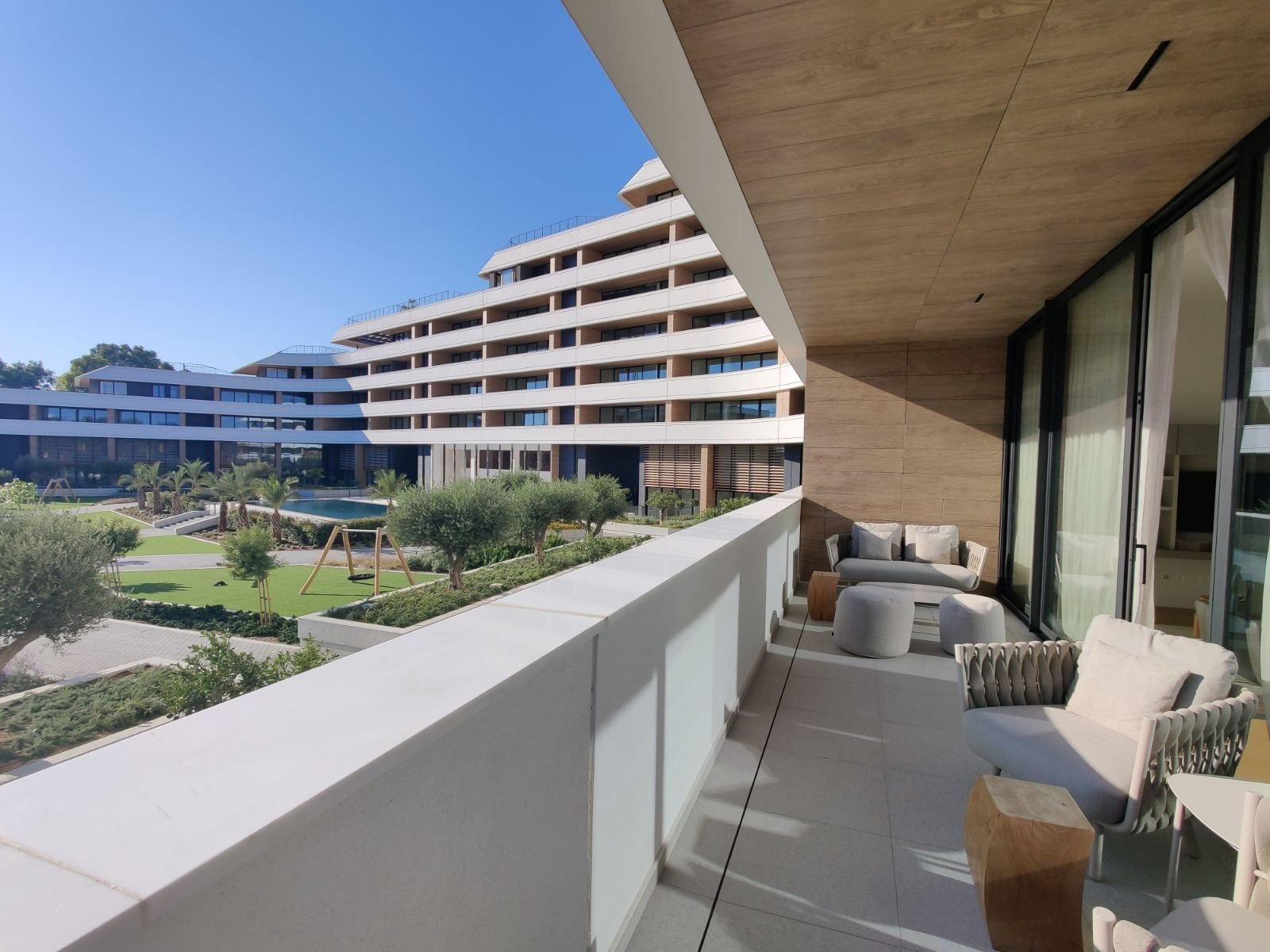 Apartment in Germasogeia - view 1