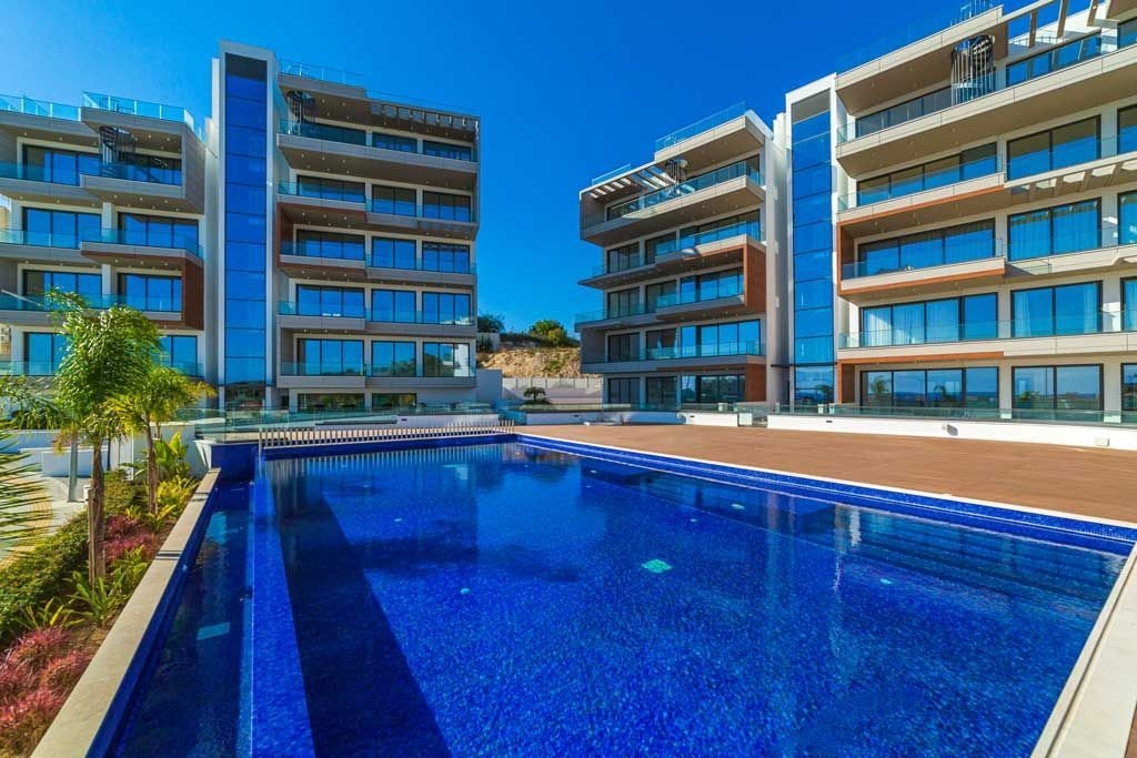 Apartment in Agios Tychon - view 1