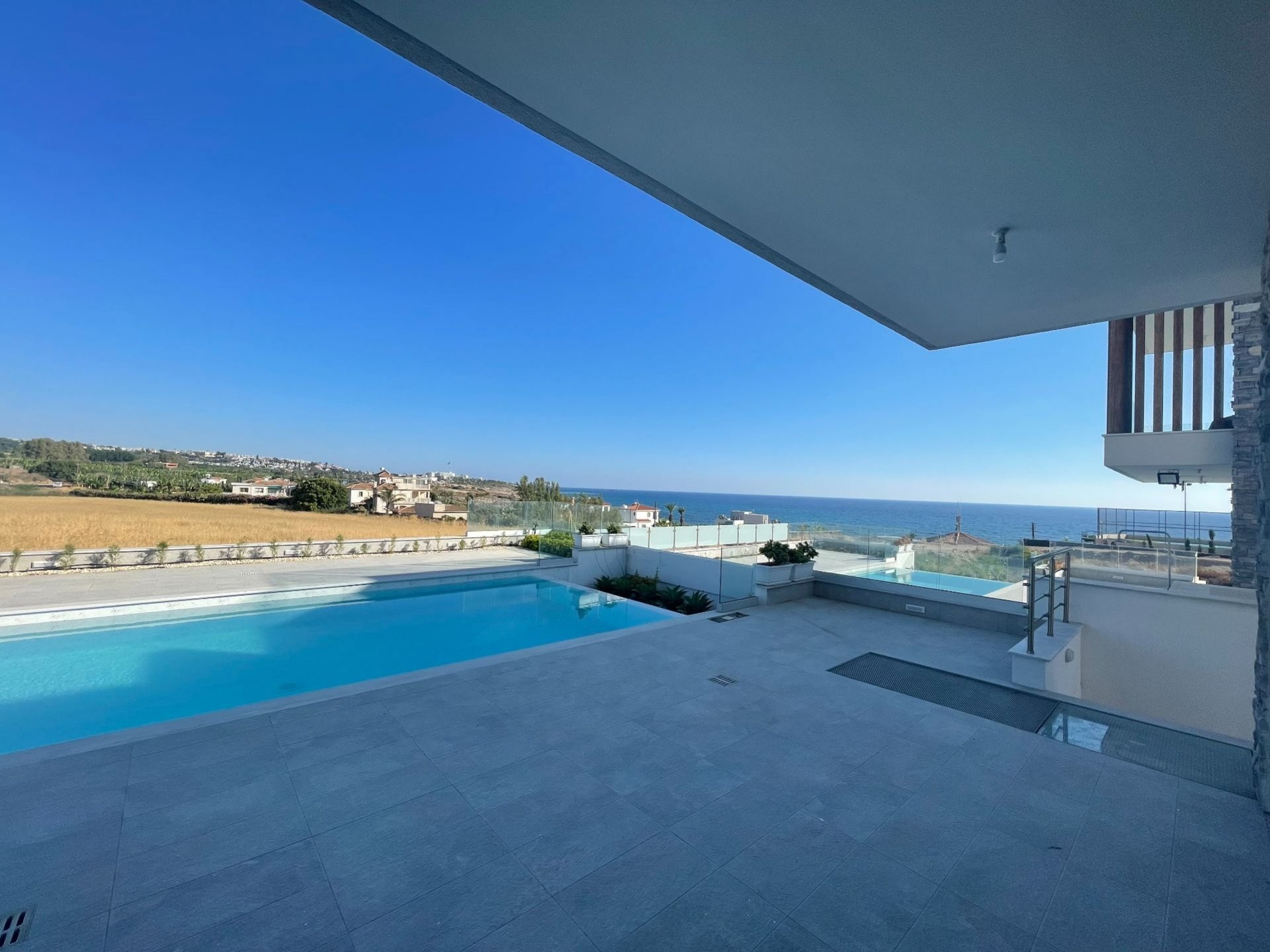 Villa in Kissonerga - view 1