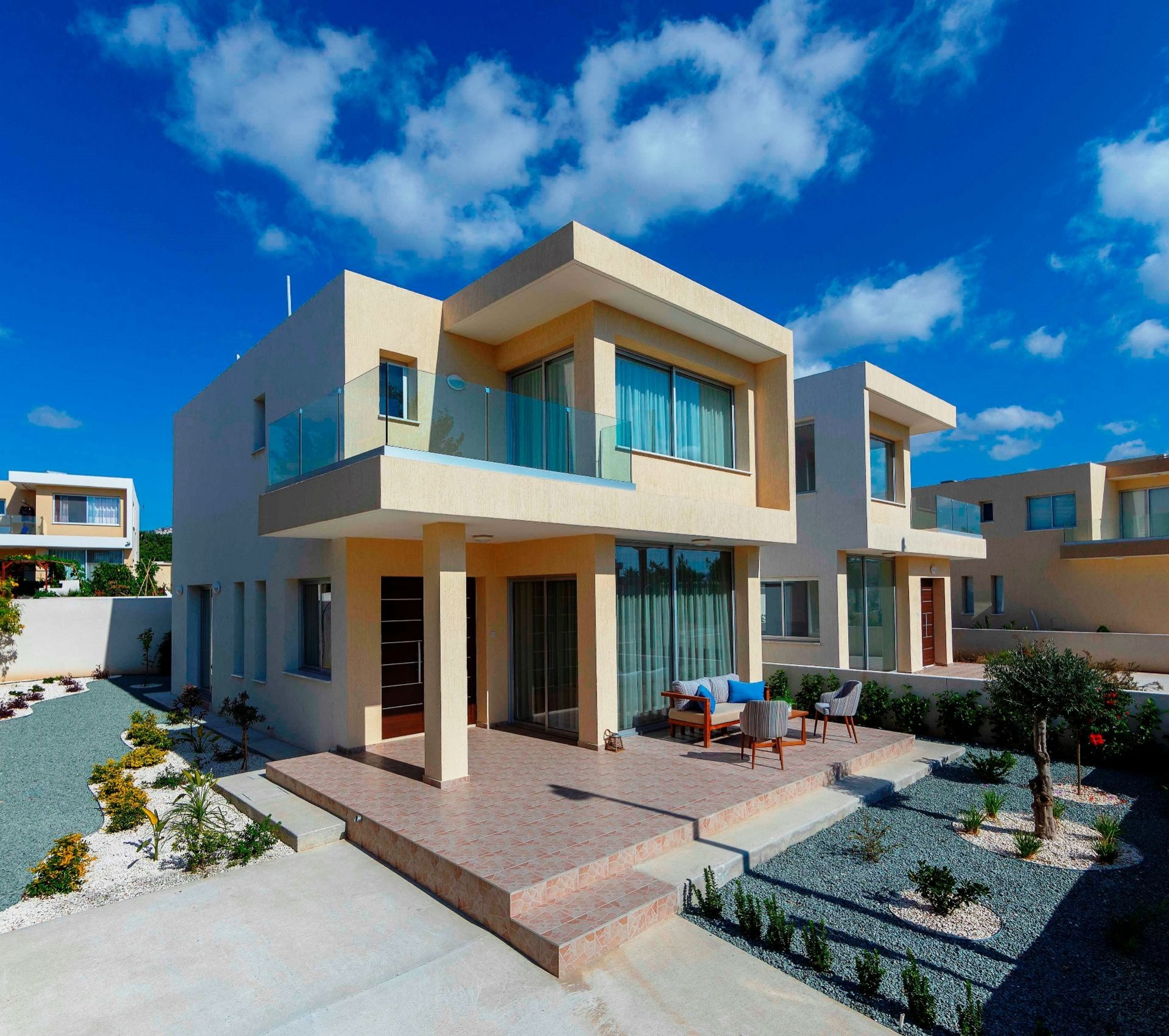 House in Mesogi - view 1