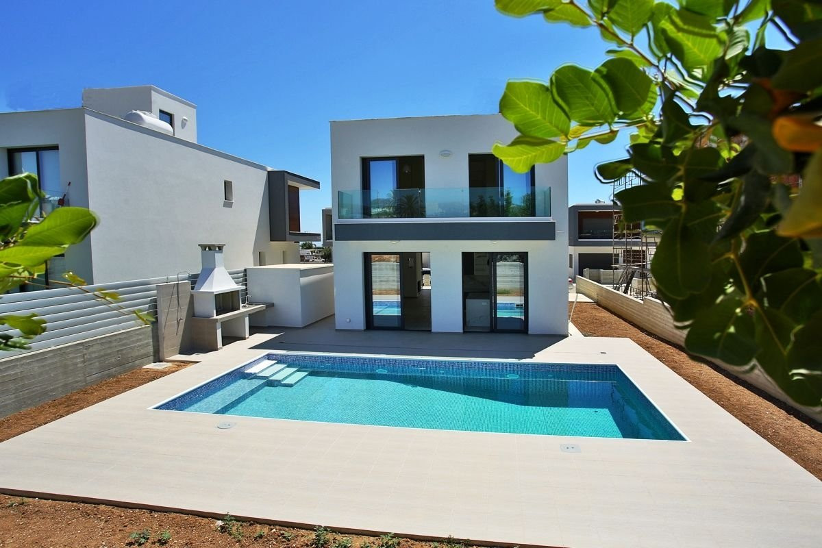House in Mesogi - view 1