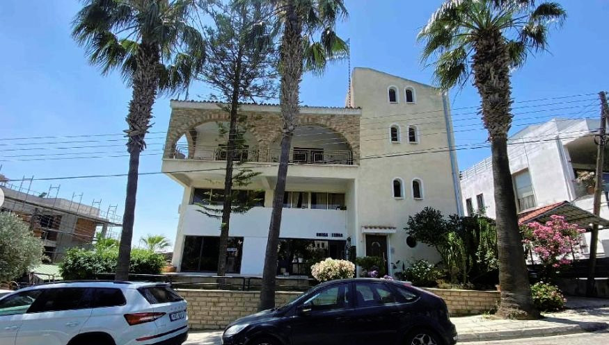 House in Strovolos - view 1