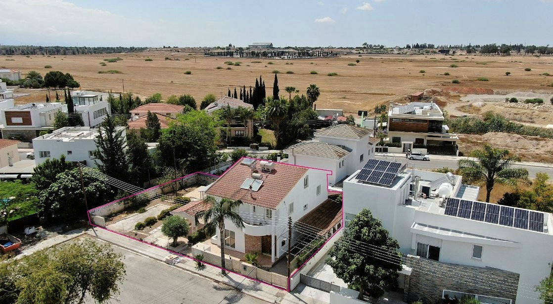 House in Lakatamia - view 1