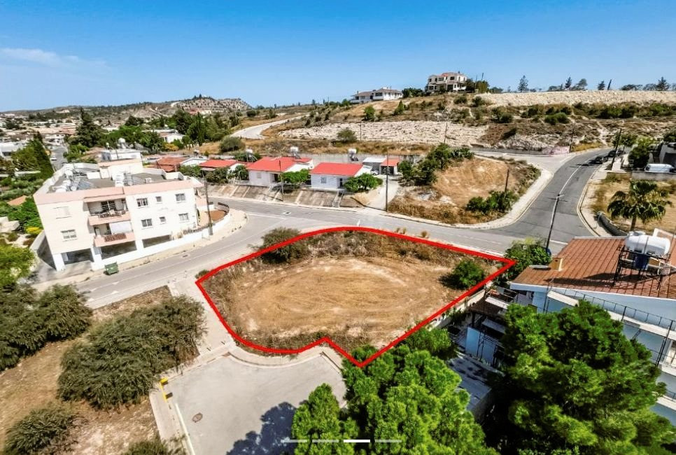 House in Pera Chorio - view 1