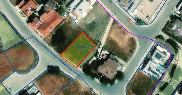House in Tseri - view 1