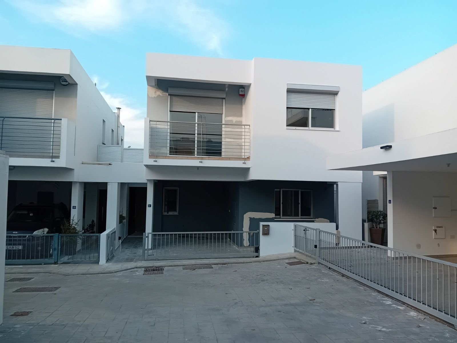 House in Geri - view 1