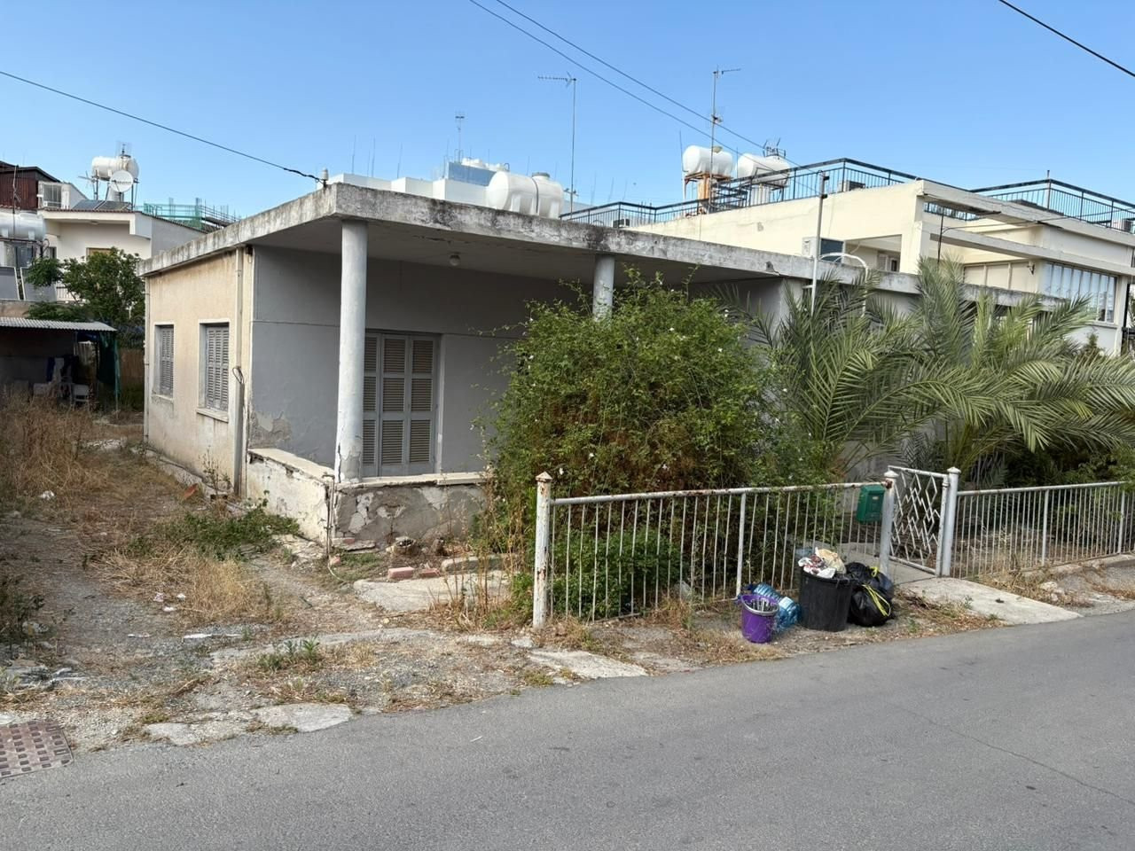House in Nicosia Municipality - view 1