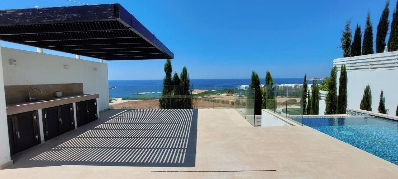 House in Pegeia - view 1
