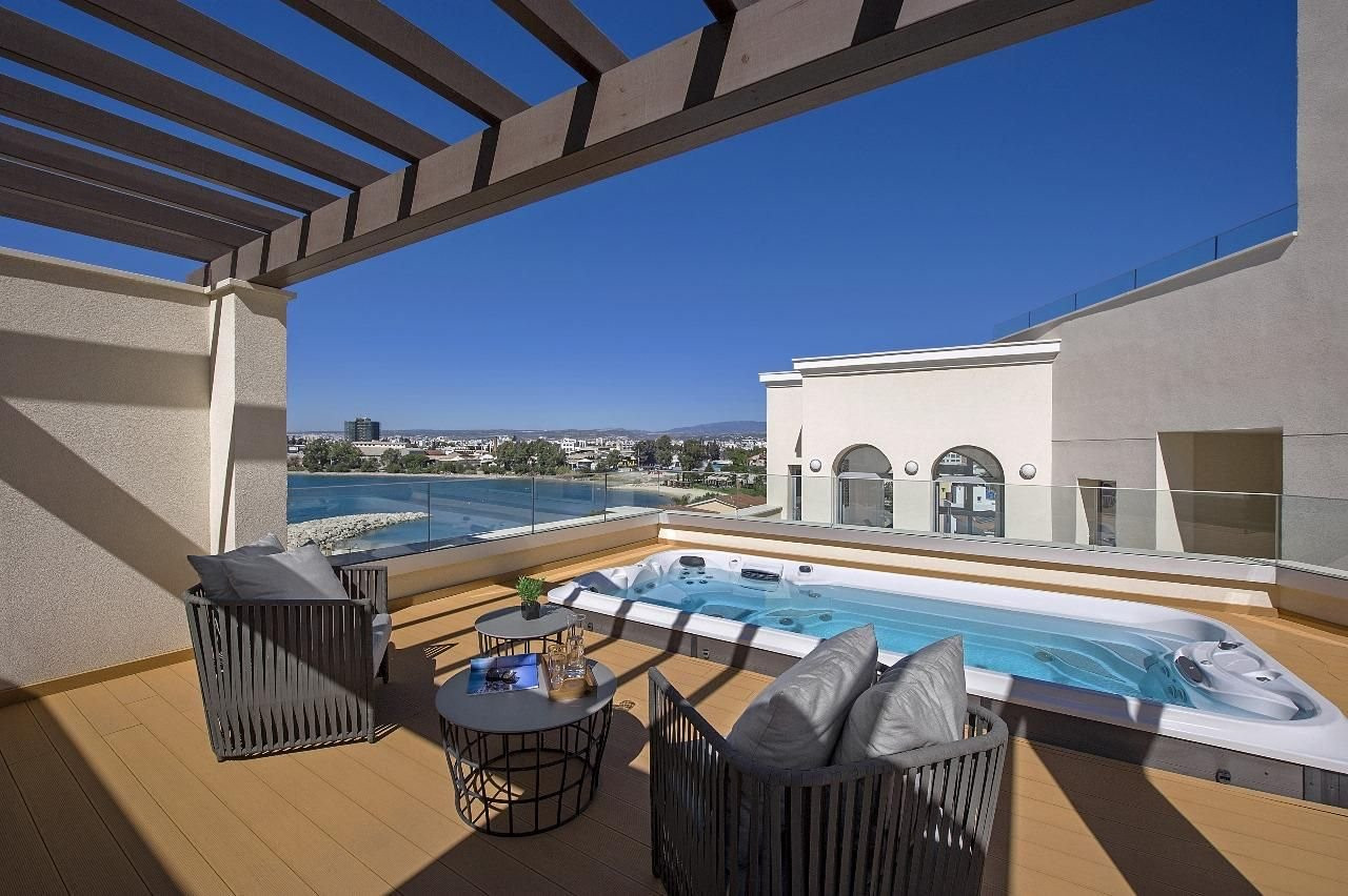 Apartment in Limassol - view 1
