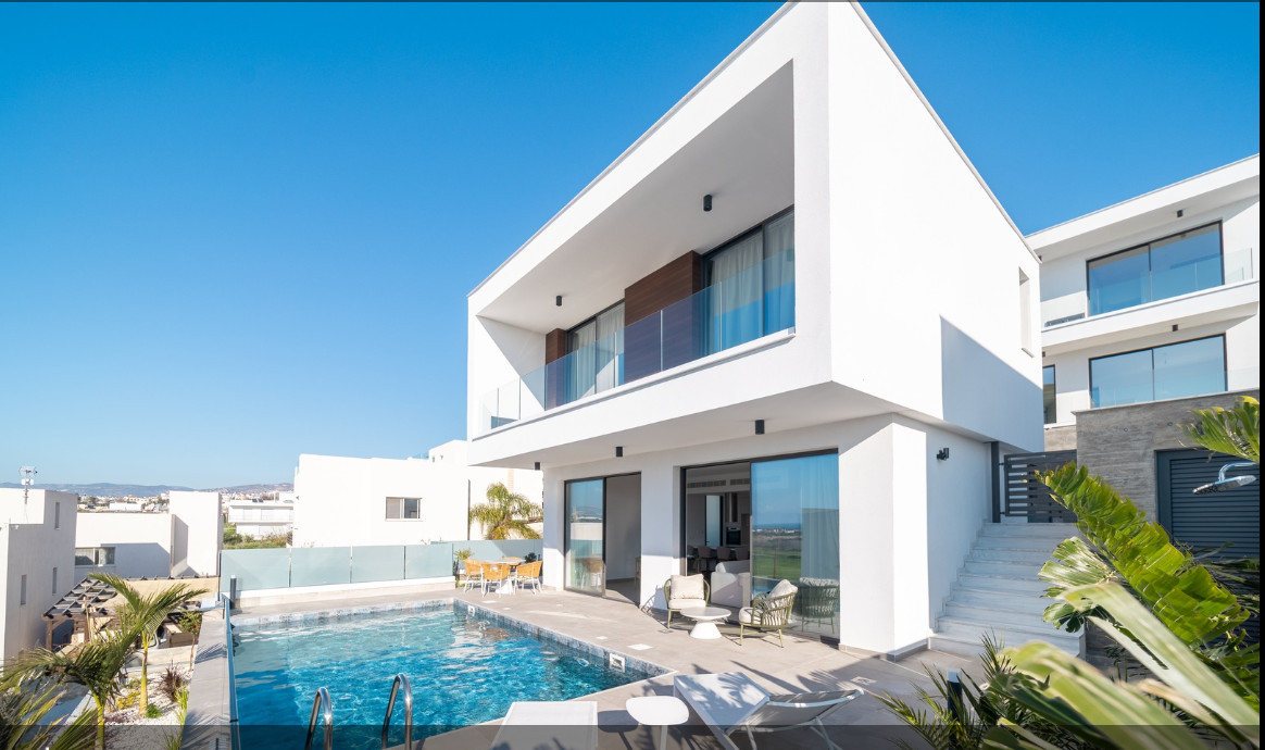 House in Chlorakas - view 1
