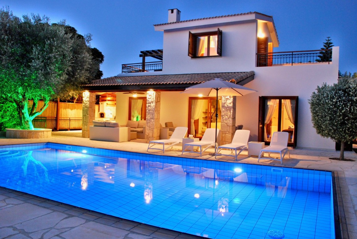 House in Kouklia - view 1