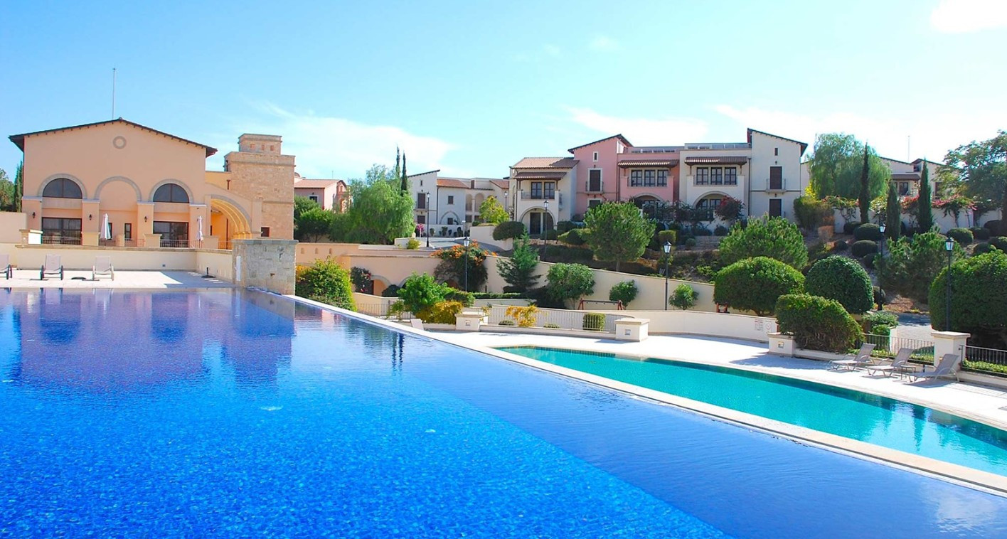 Apartment in Kouklia - view 1