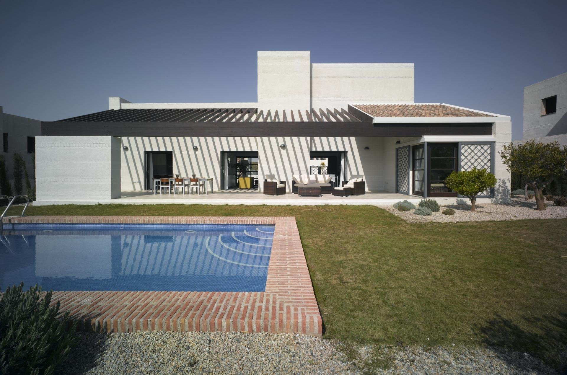 Villa in Santa Cruz - view 1