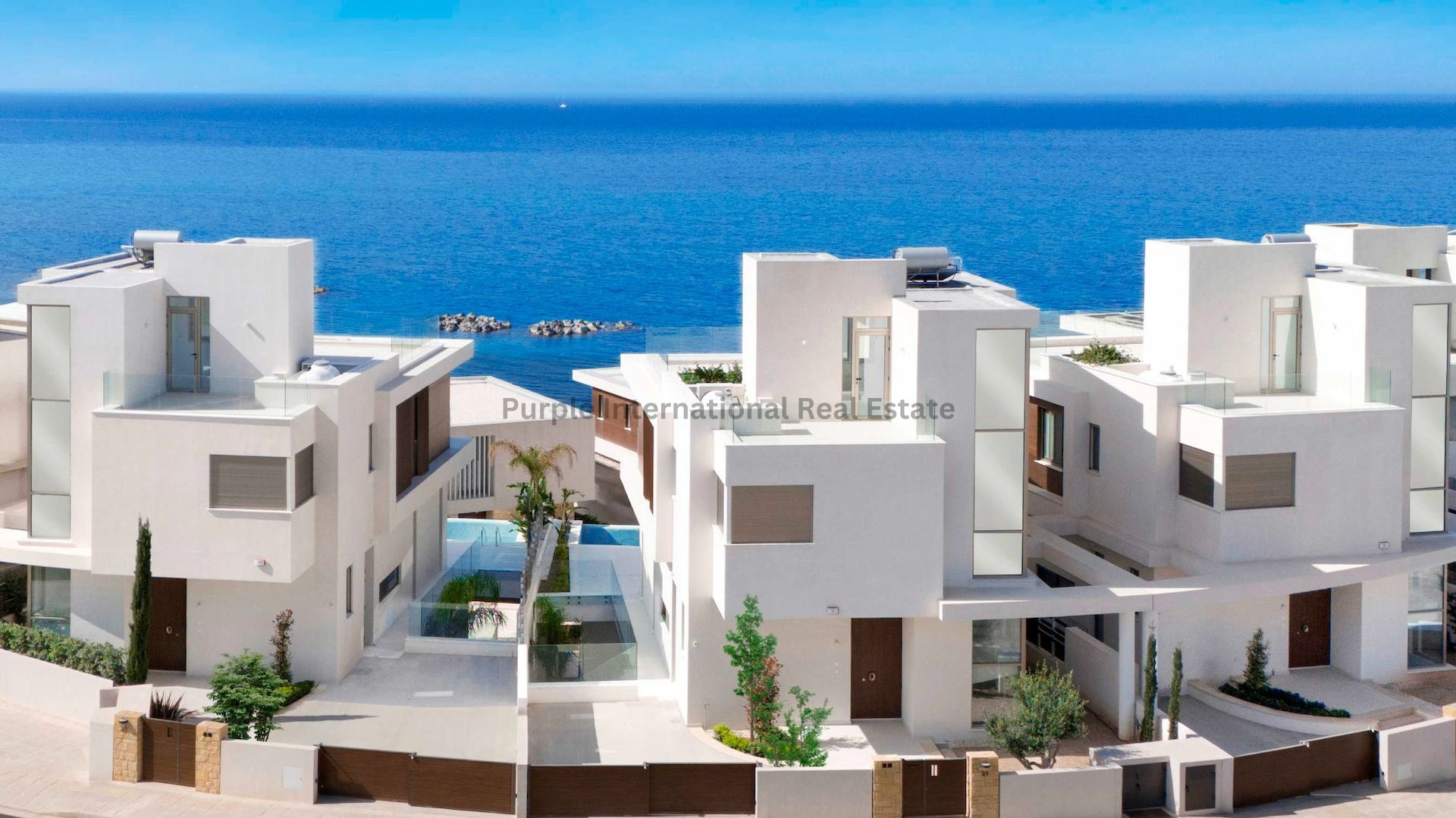 House in Kissonerga - view 1