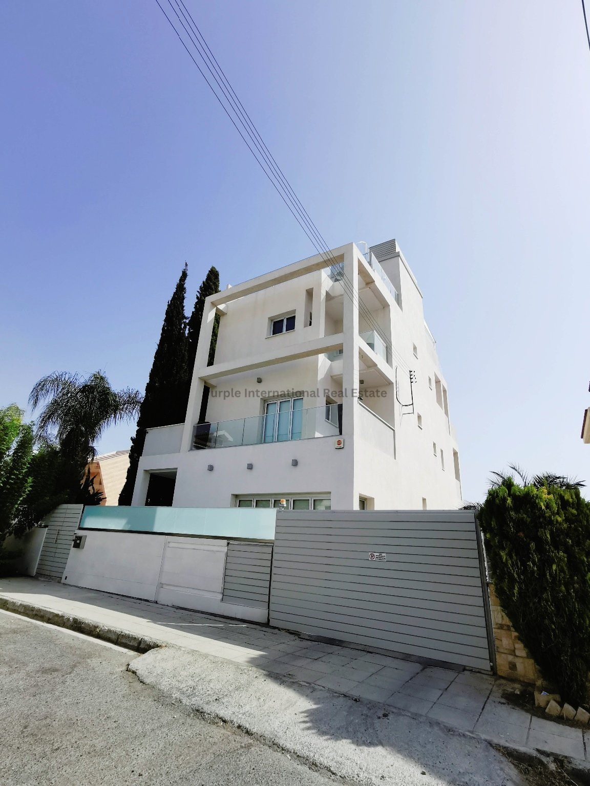 House in Apostle Lyke - view 1