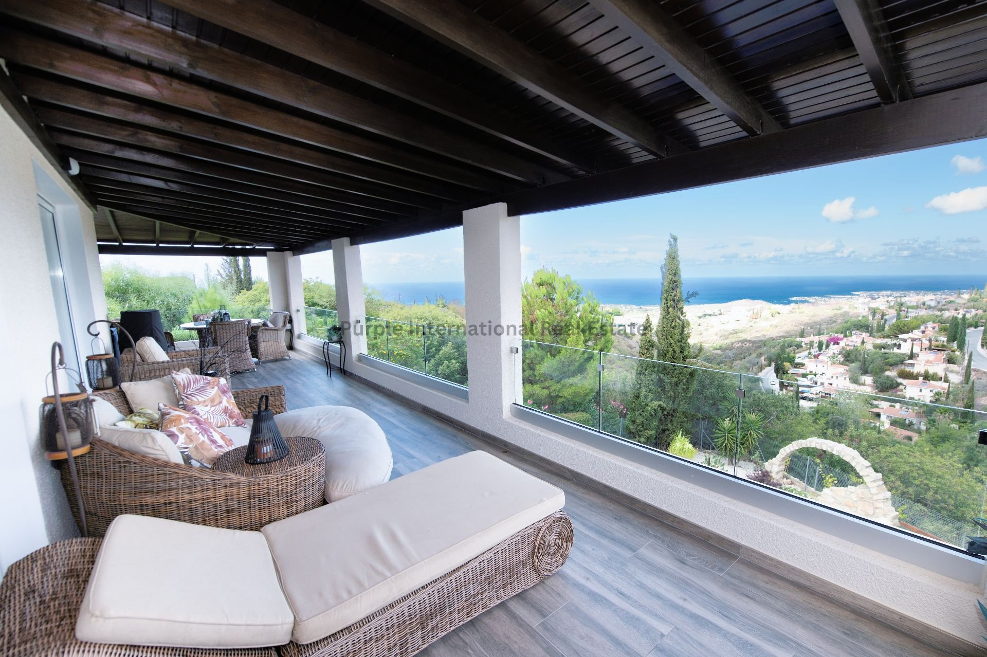 House in Tala - view 1