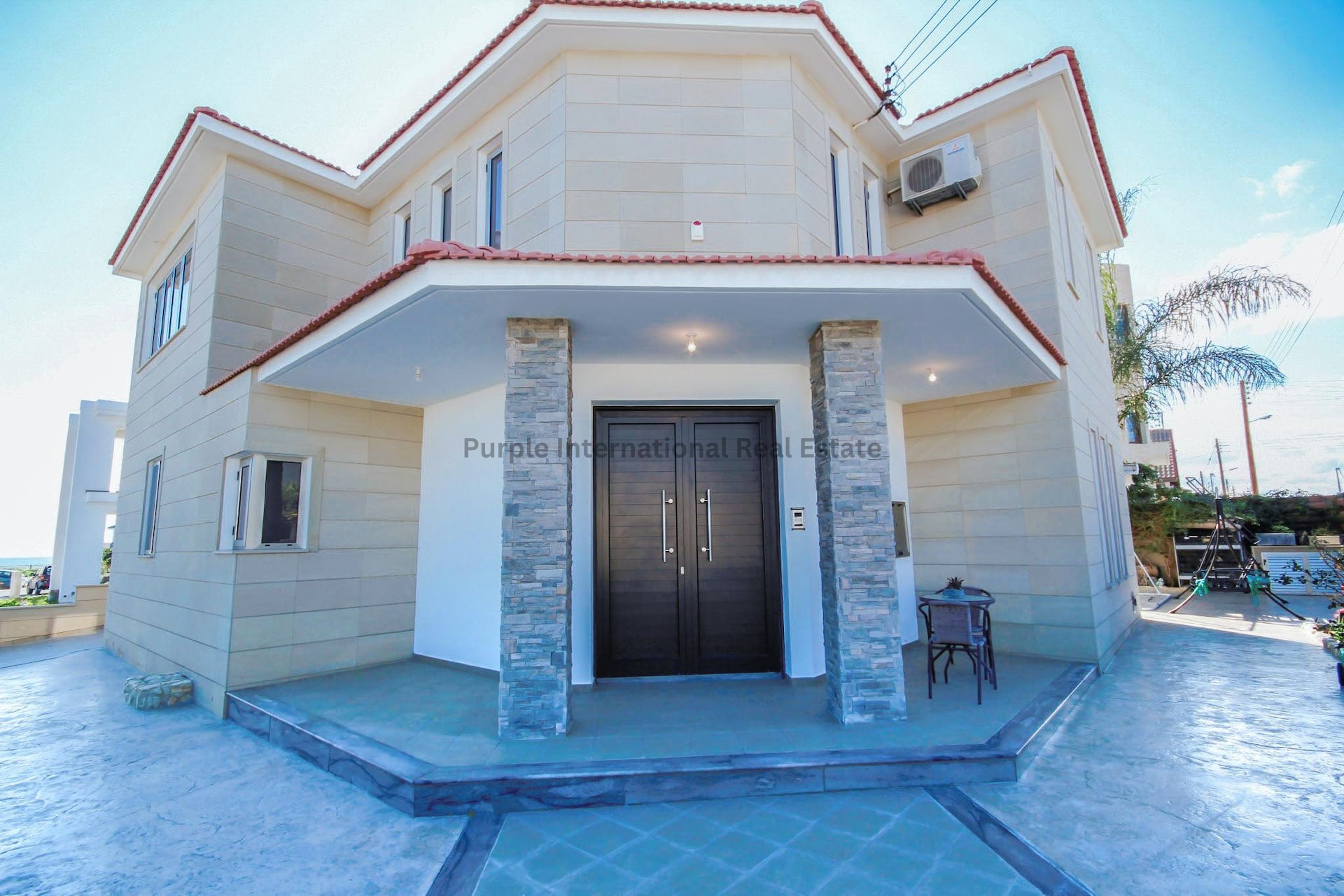 House in Tersefanou - view 1