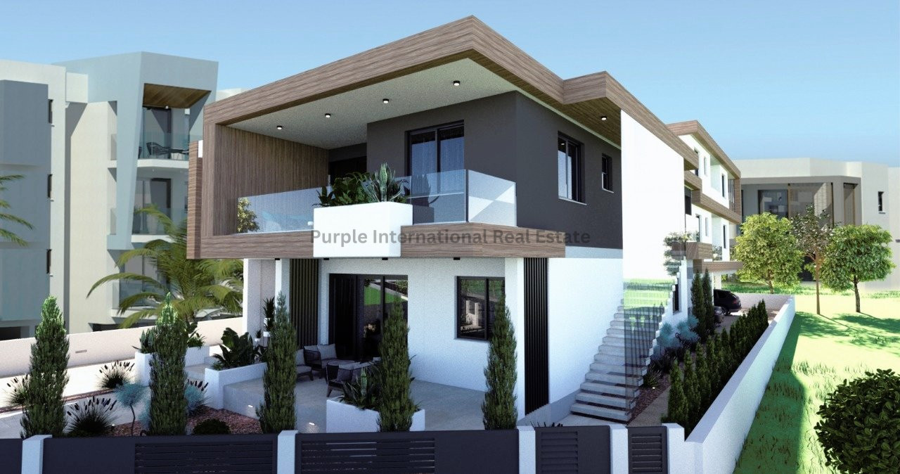 House in Paralimni - view 1