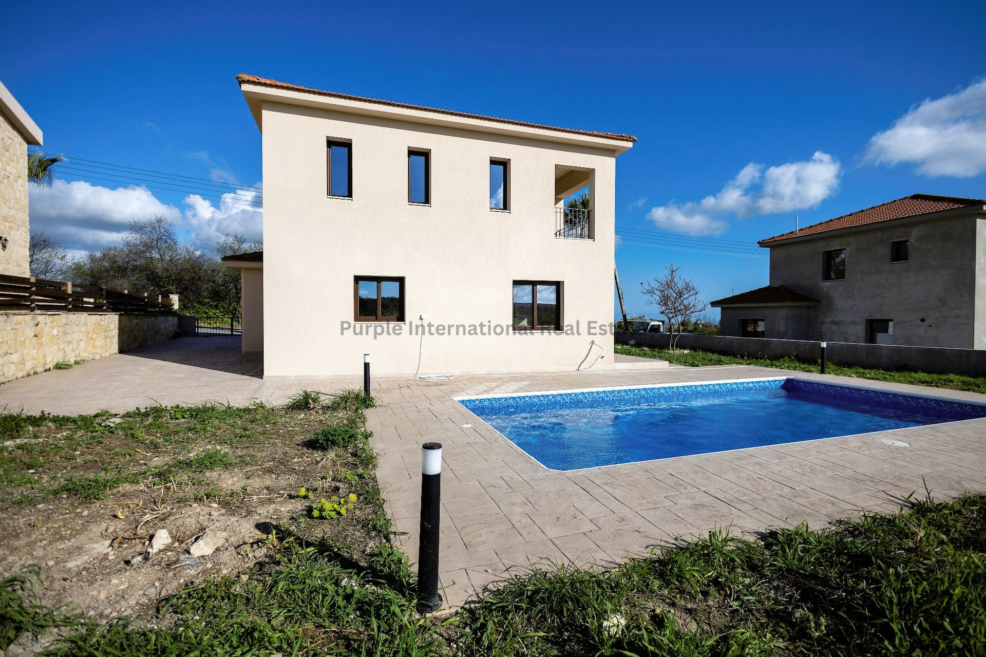 House in Anogyra - view 1
