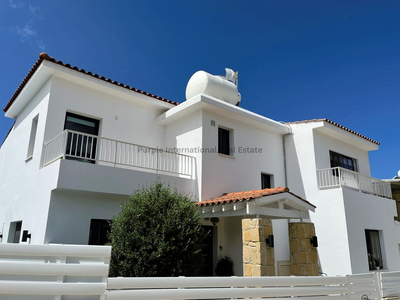 House in Tala - view 1