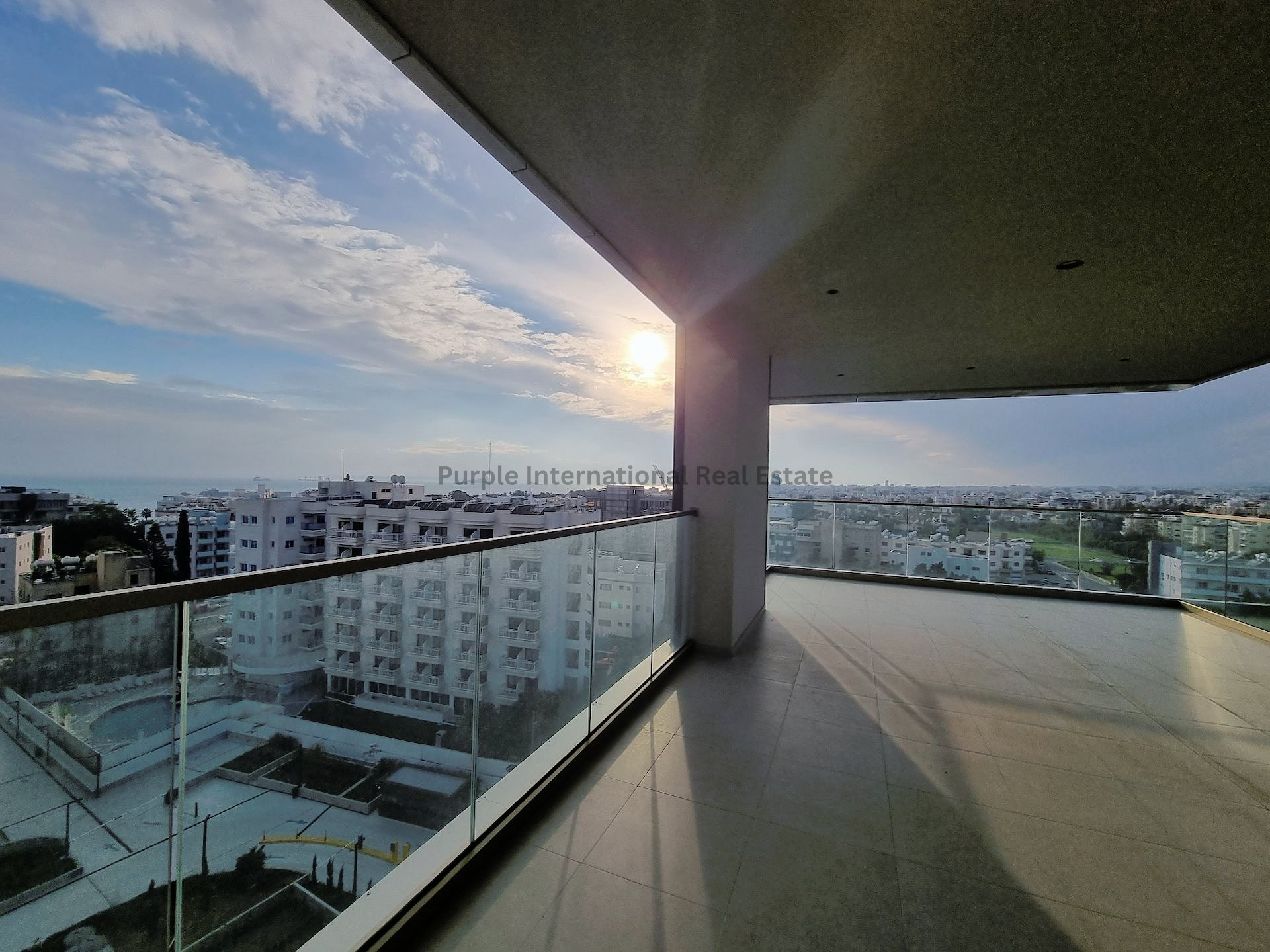 Apartment in Germasogeia - view 1
