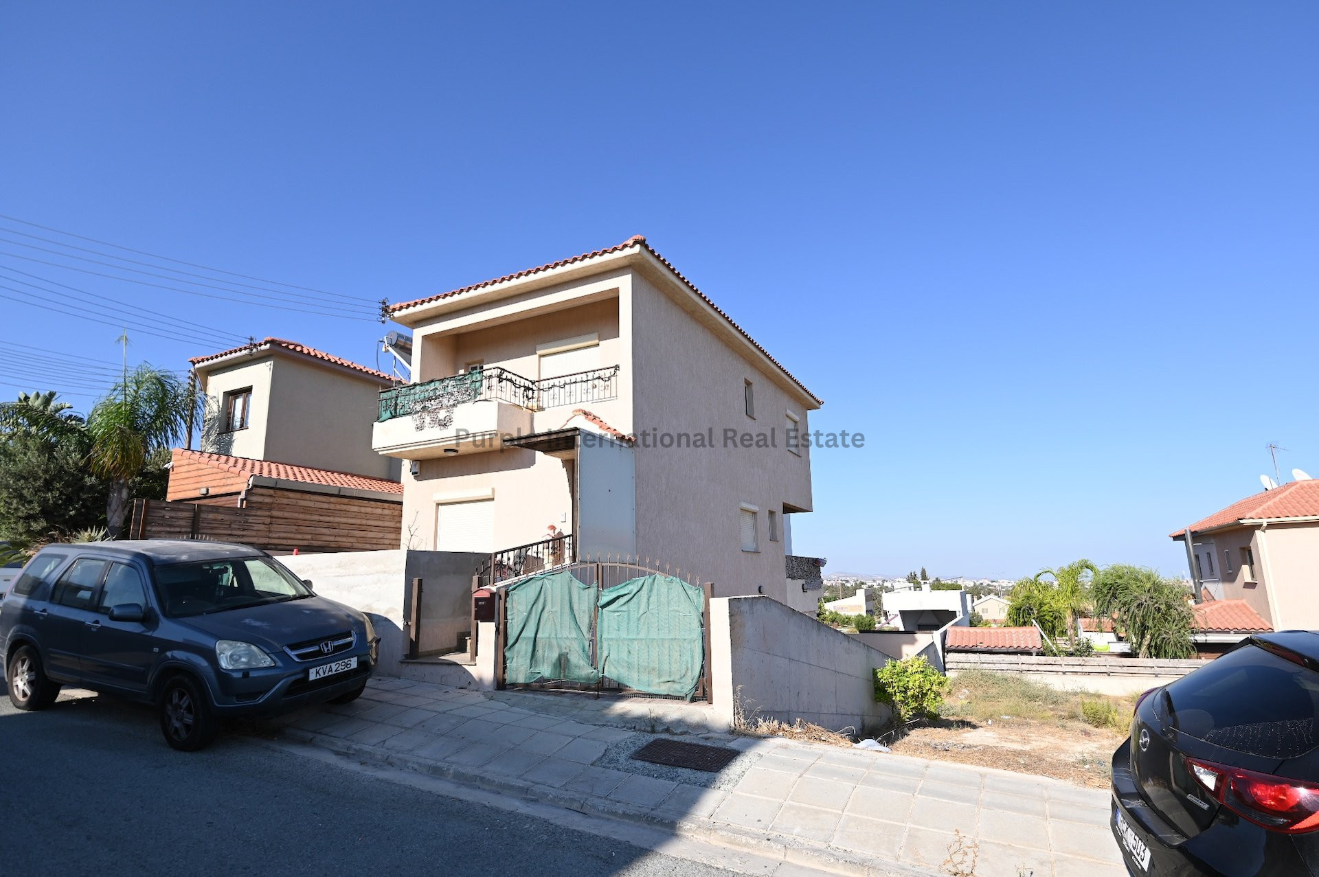House in Kolossi - view 1