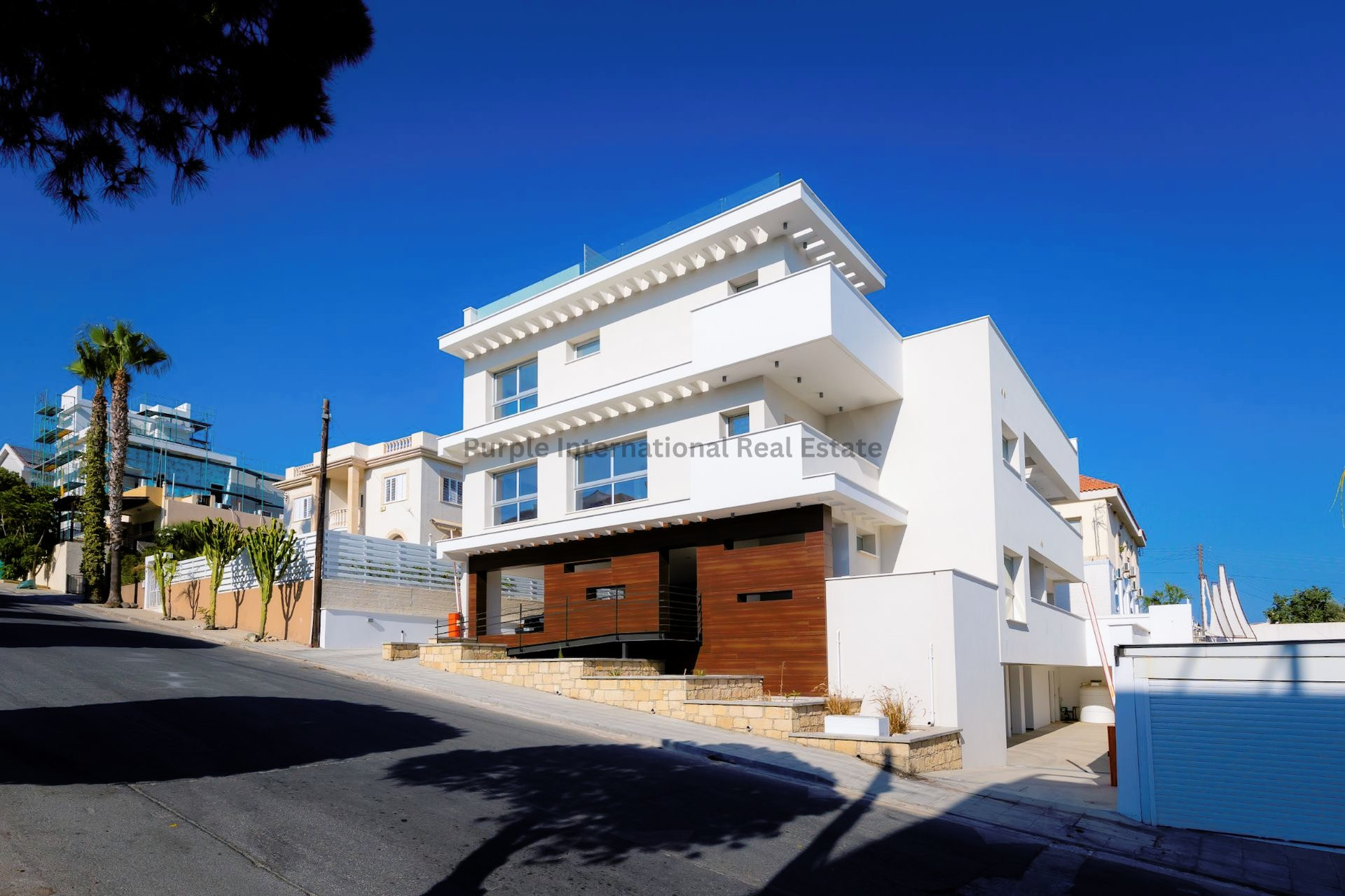 Apartment in Saint Paraskevi - view 1