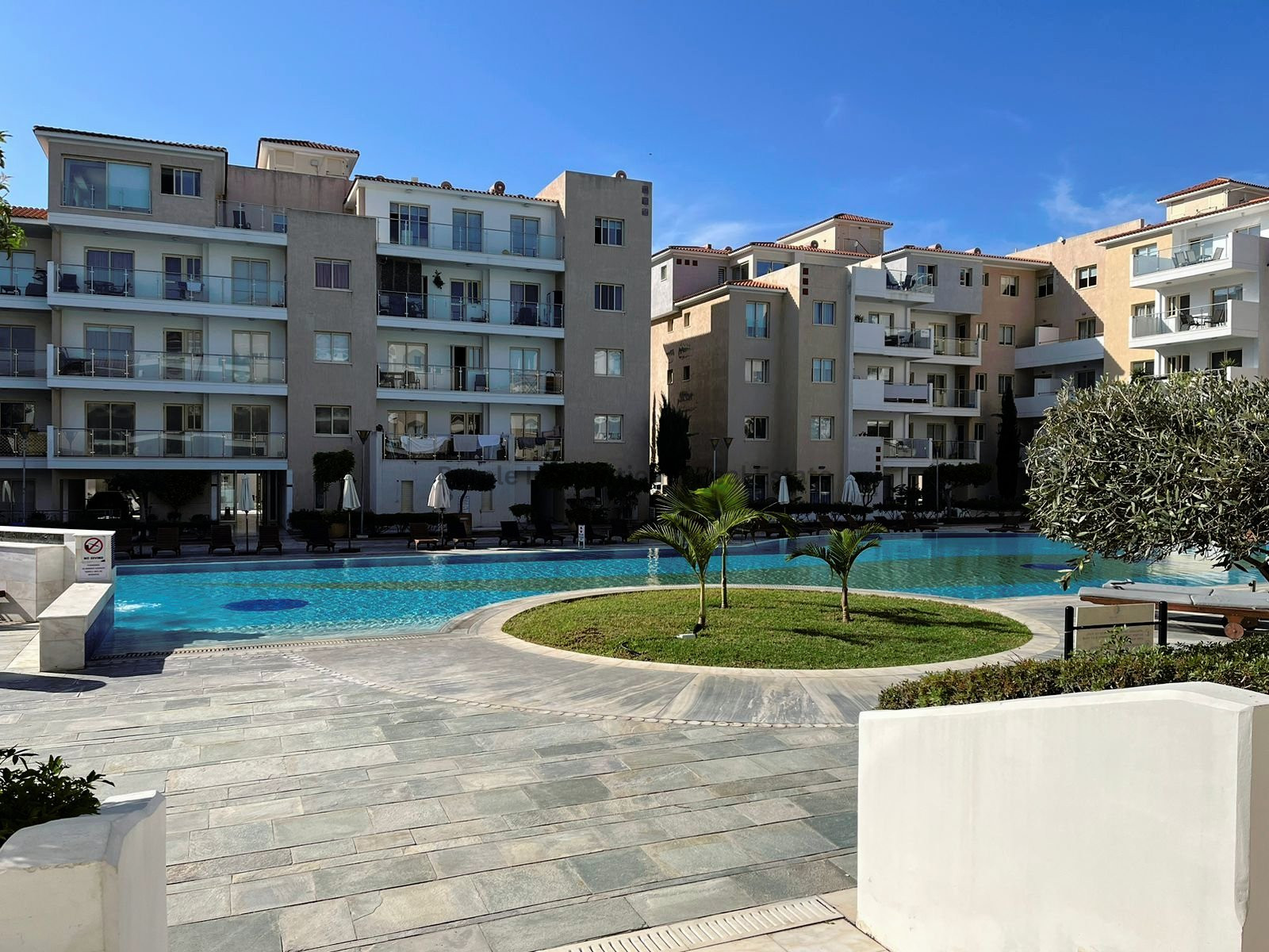 Apartment in Ayios Theodoros - view 1
