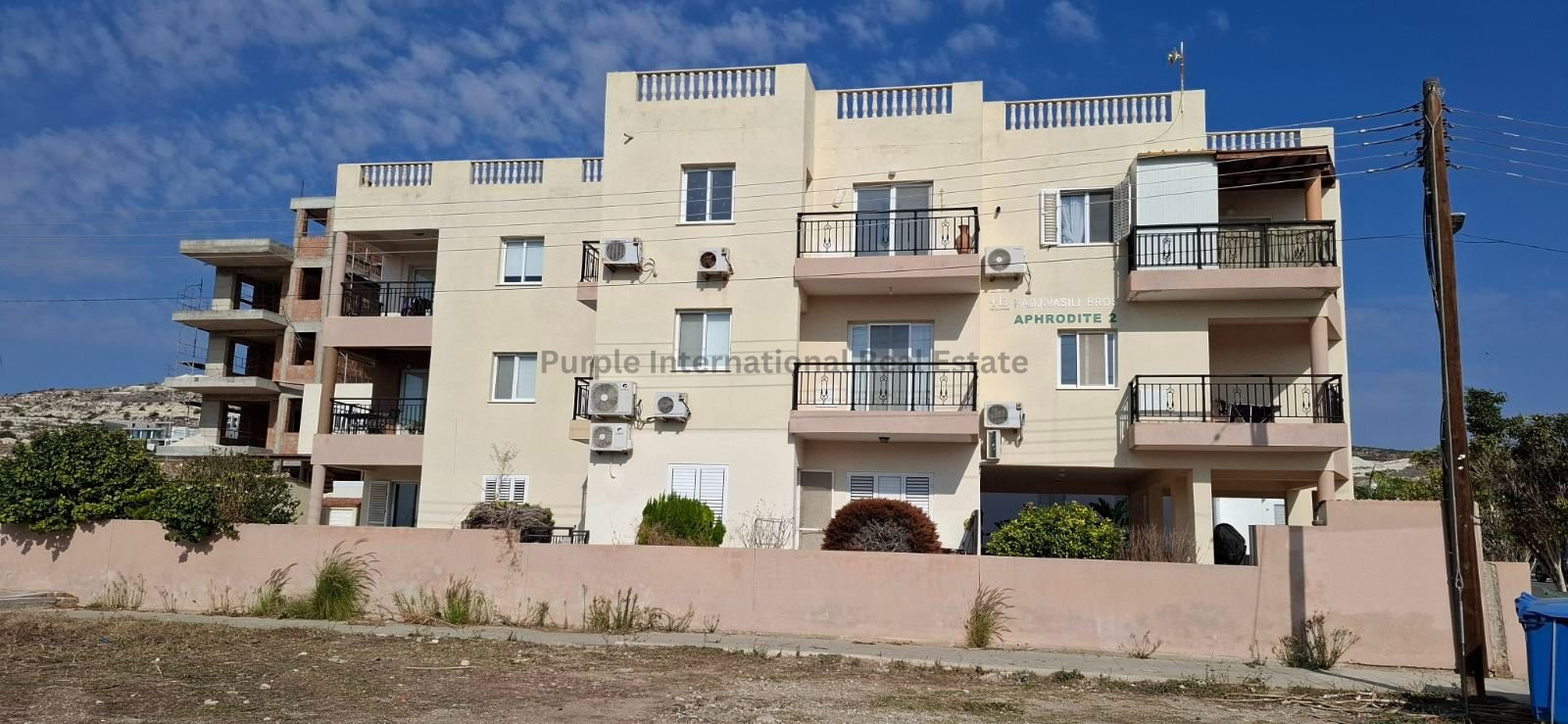 Apartment in Yeroskipou - view 1
