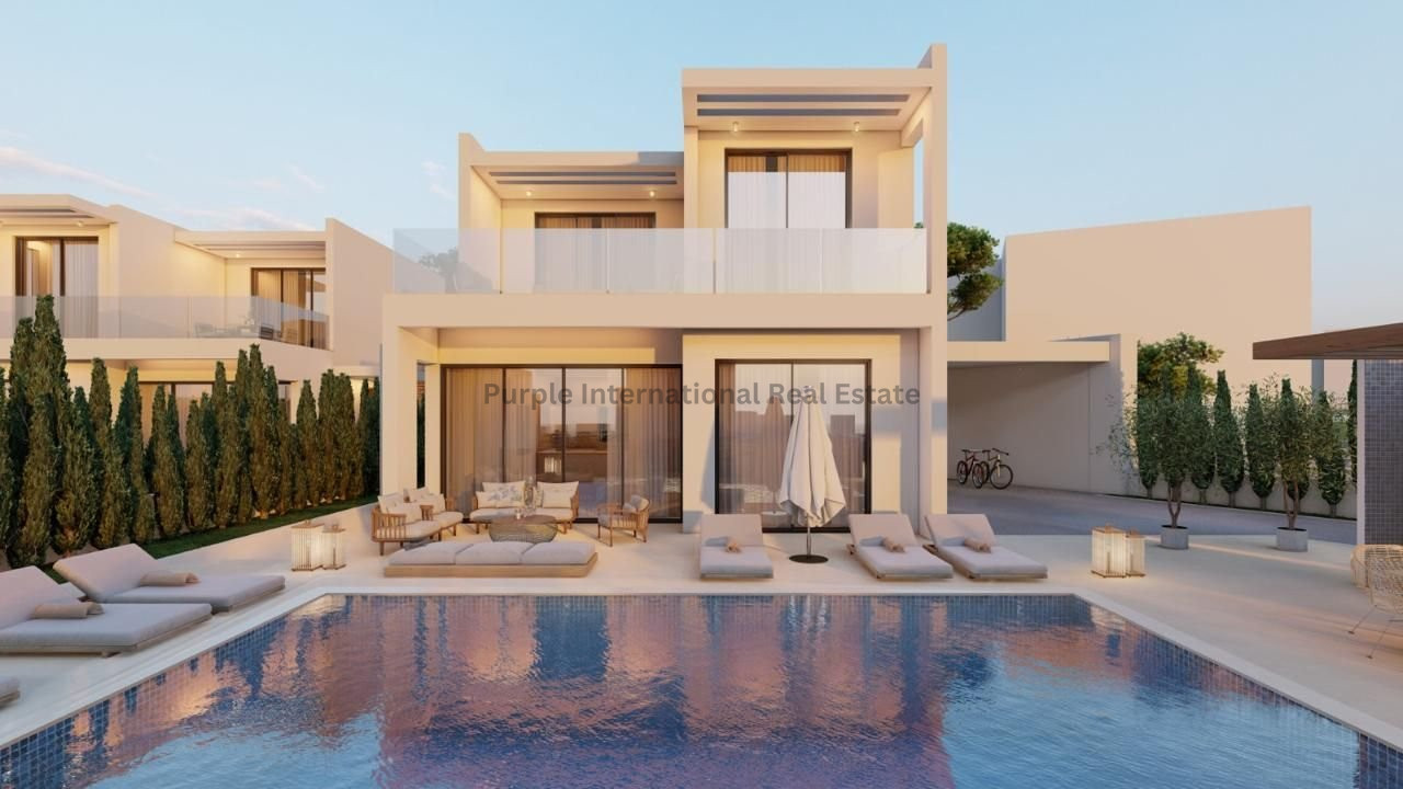 House in Pegeia - view 1