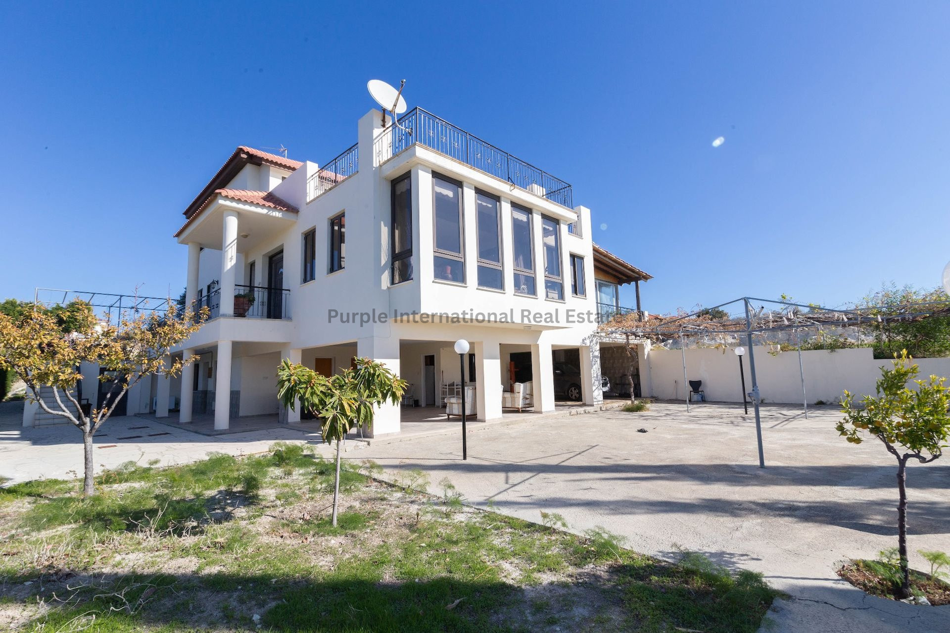 House in Kalavasos - view 1