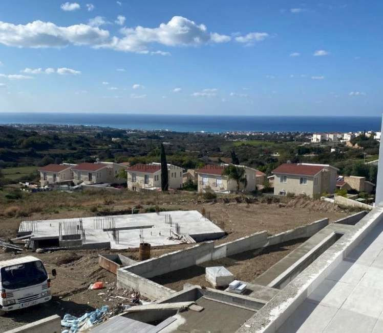 House in Tala - view 1