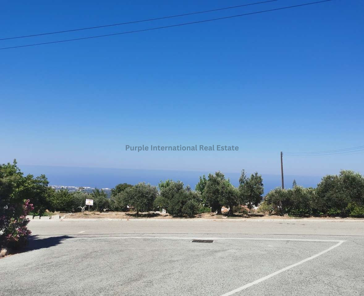 House in Tala - view 1