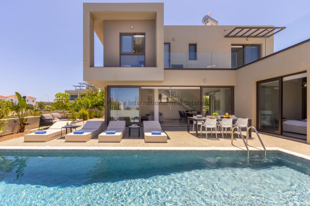 House in Paralimni - view 1