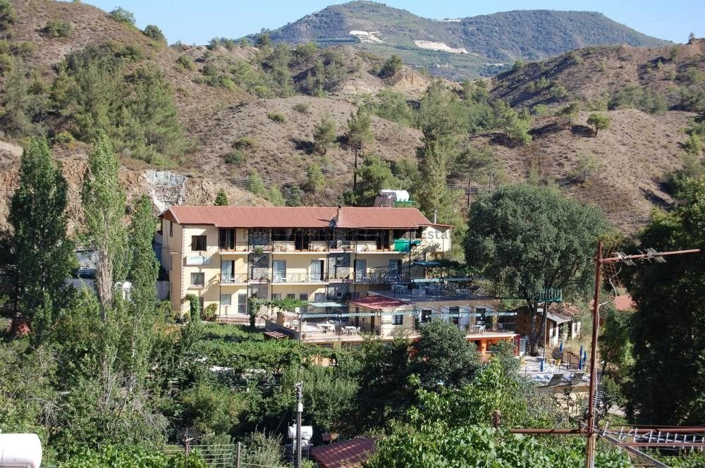 House in Kato Platres - view 1
