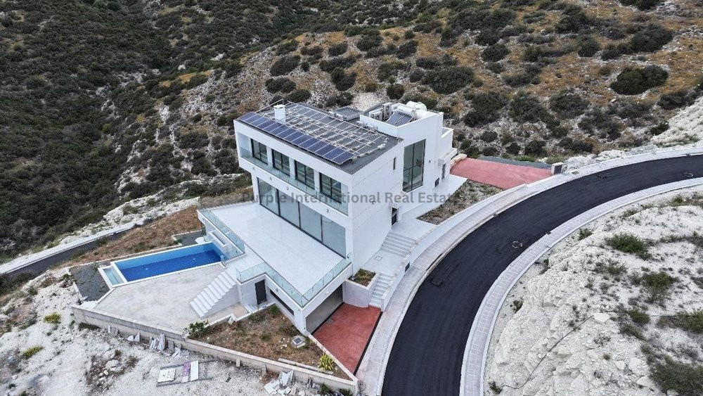 House in Limassol - view 1
