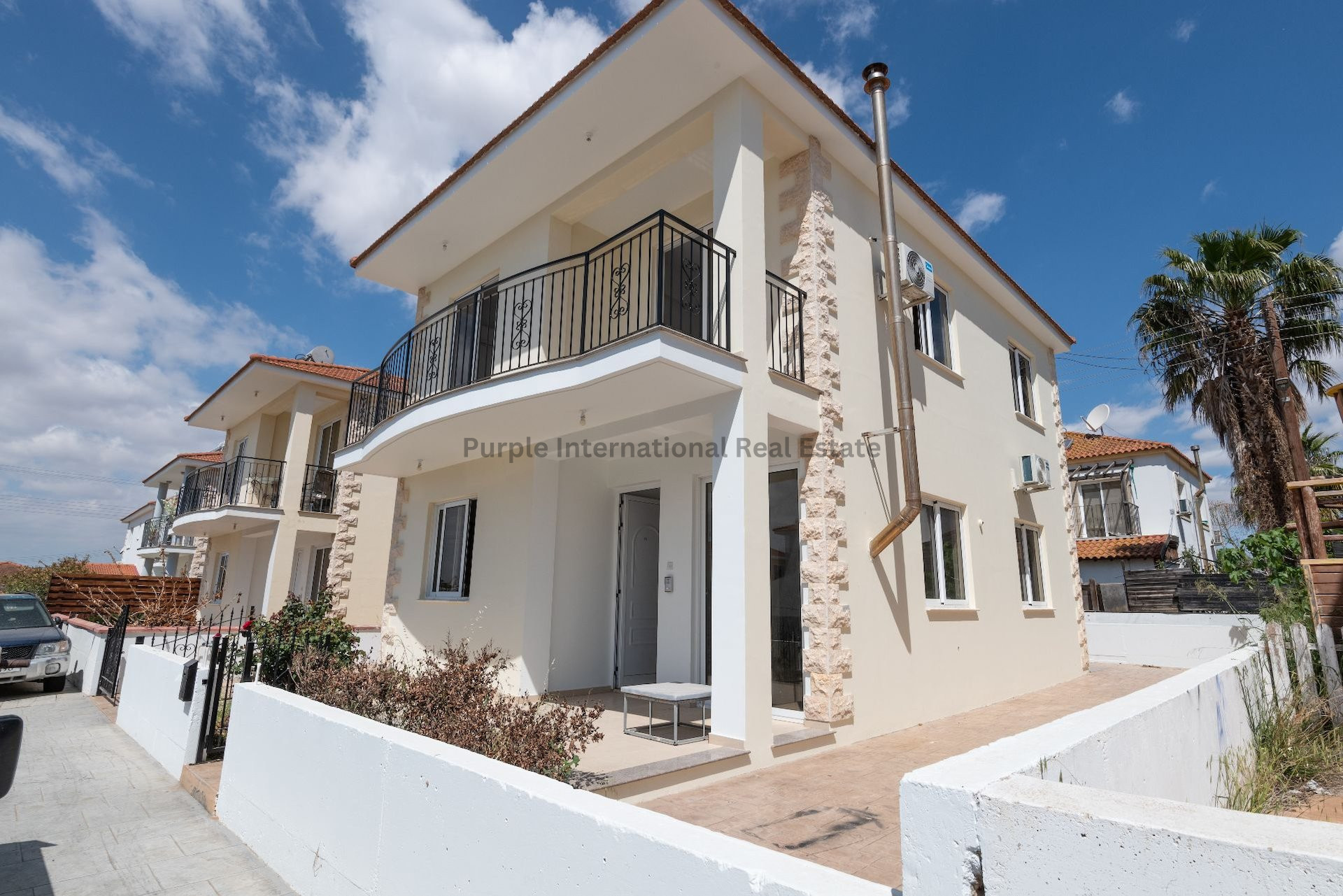 House in Frenaros - view 1