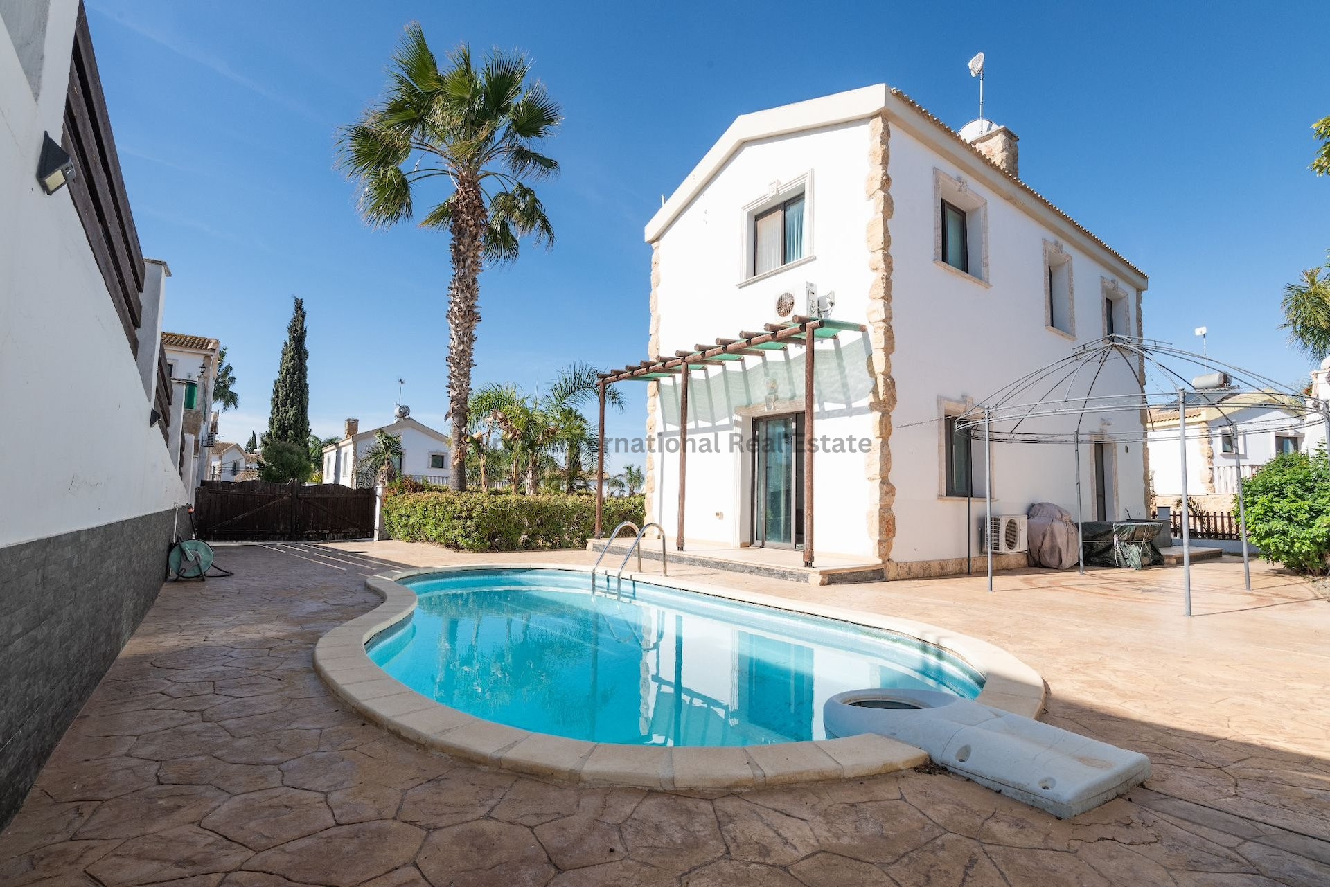 House in Frenaros - view 1