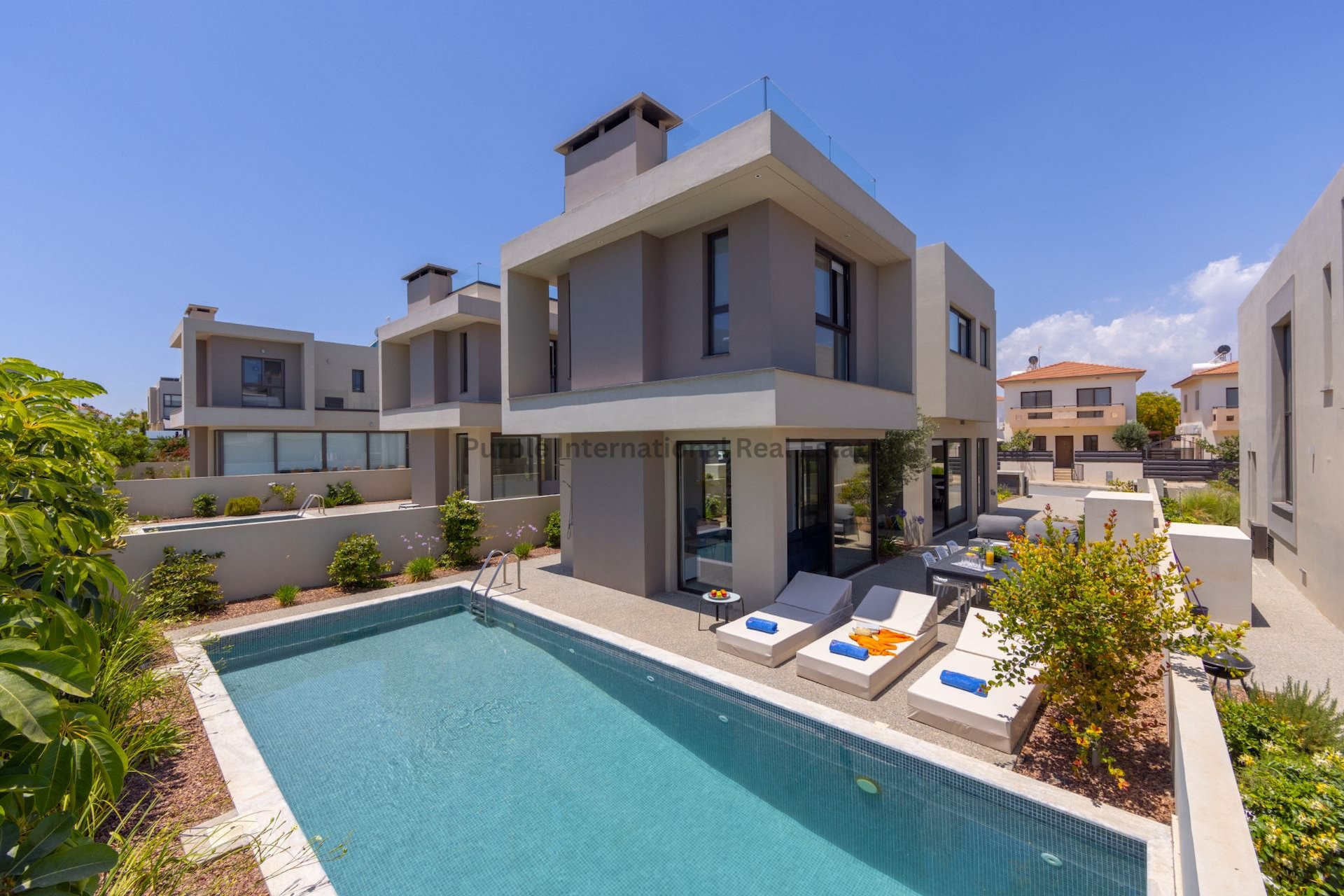 House in Paralimni - view 1