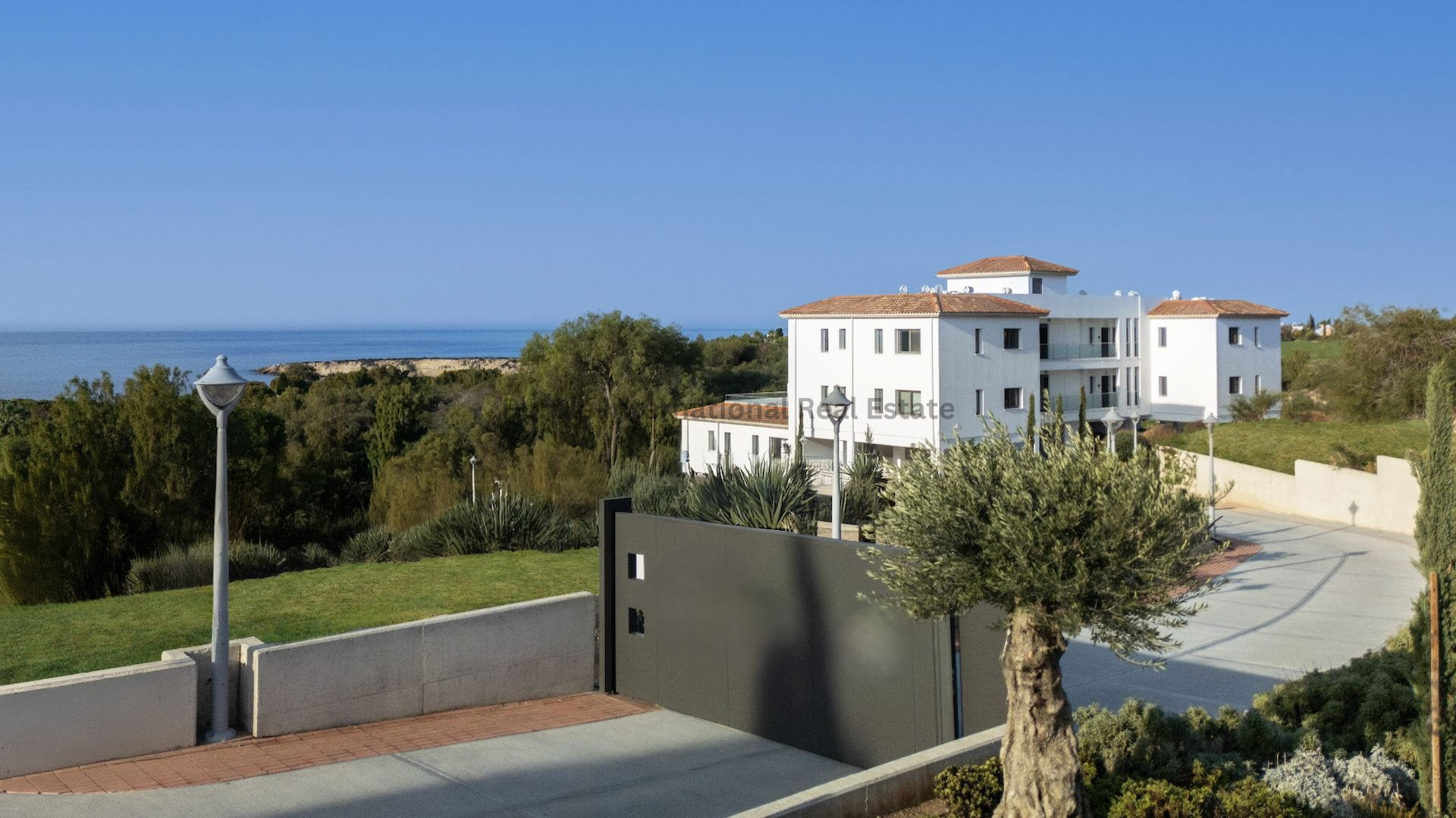 Apartment in Pegeia - view 1