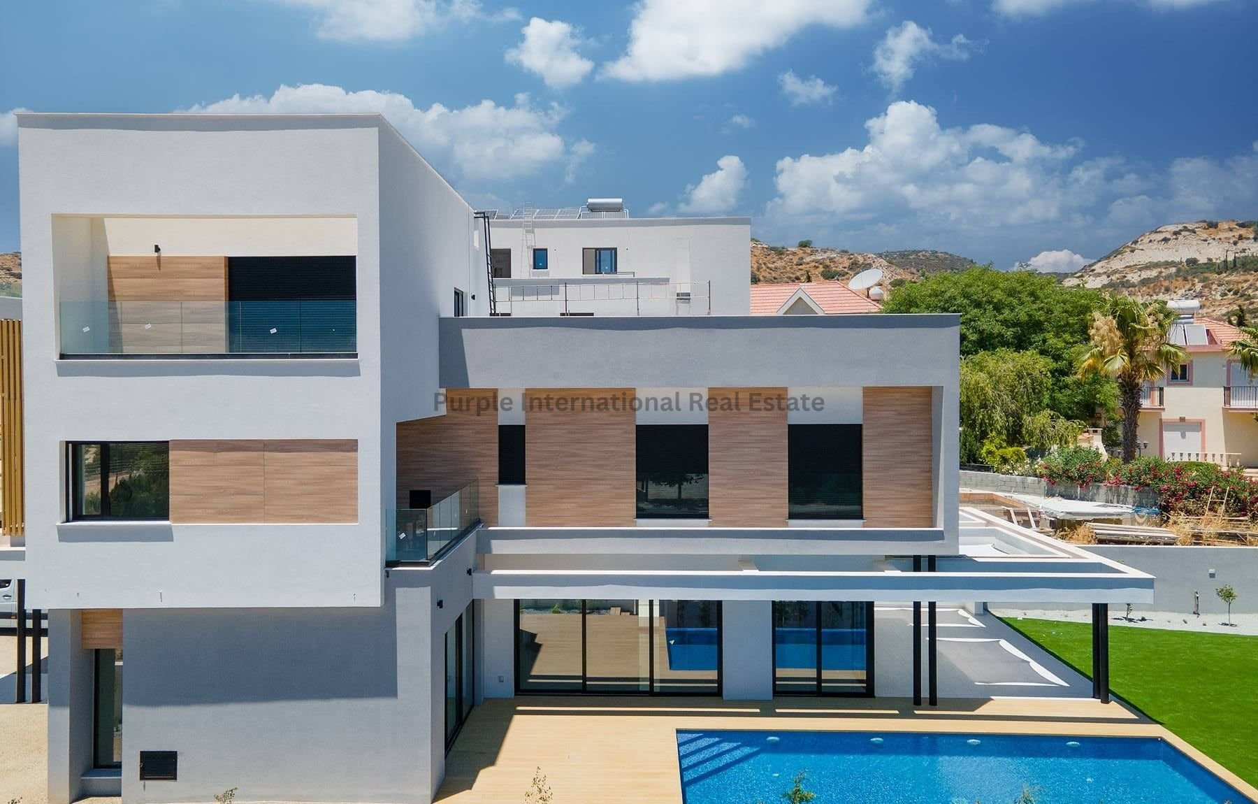 House in Agios Tychon - view 1