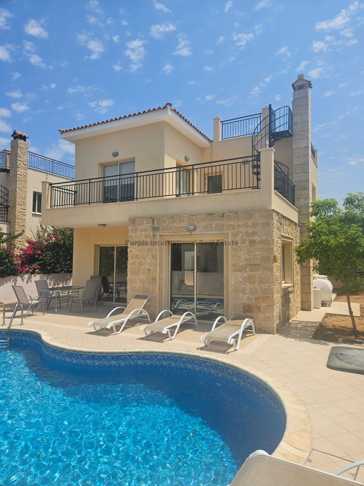 House in Polis Chrysochous - view 1