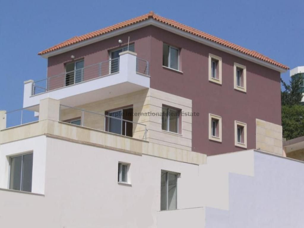 Apartment in Geroskipou - view 1