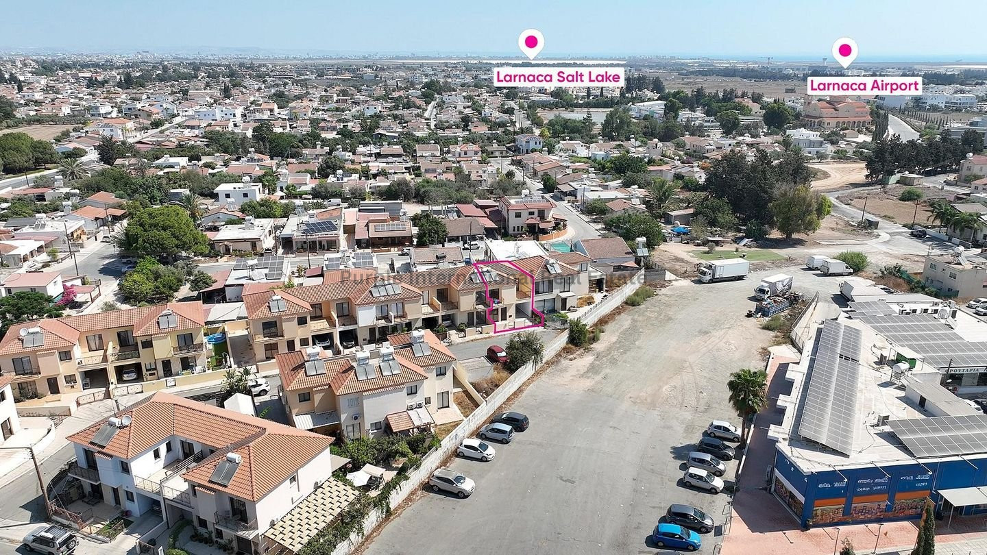 House in Meneou - view 1