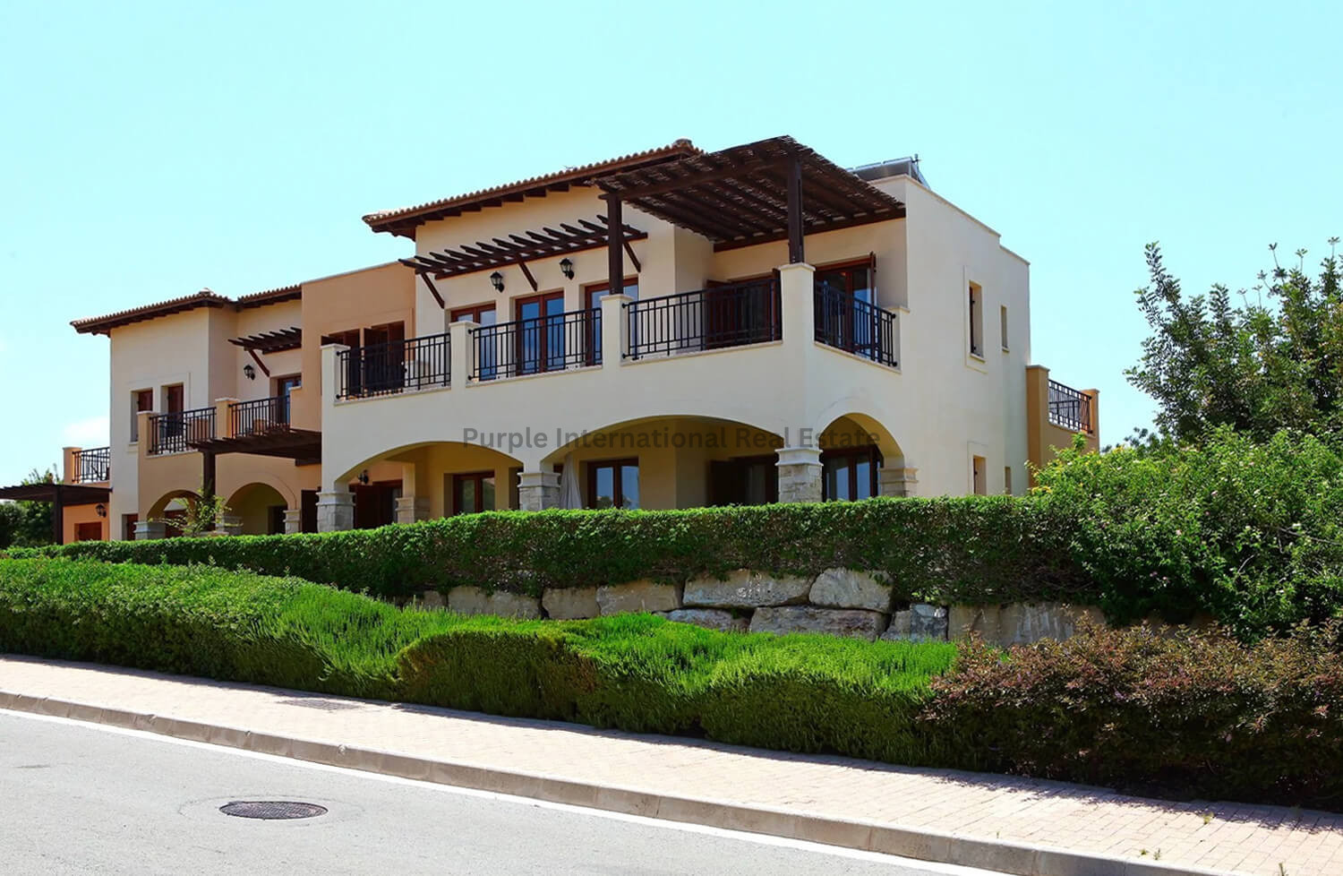 Apartment in Kouklia - view 1