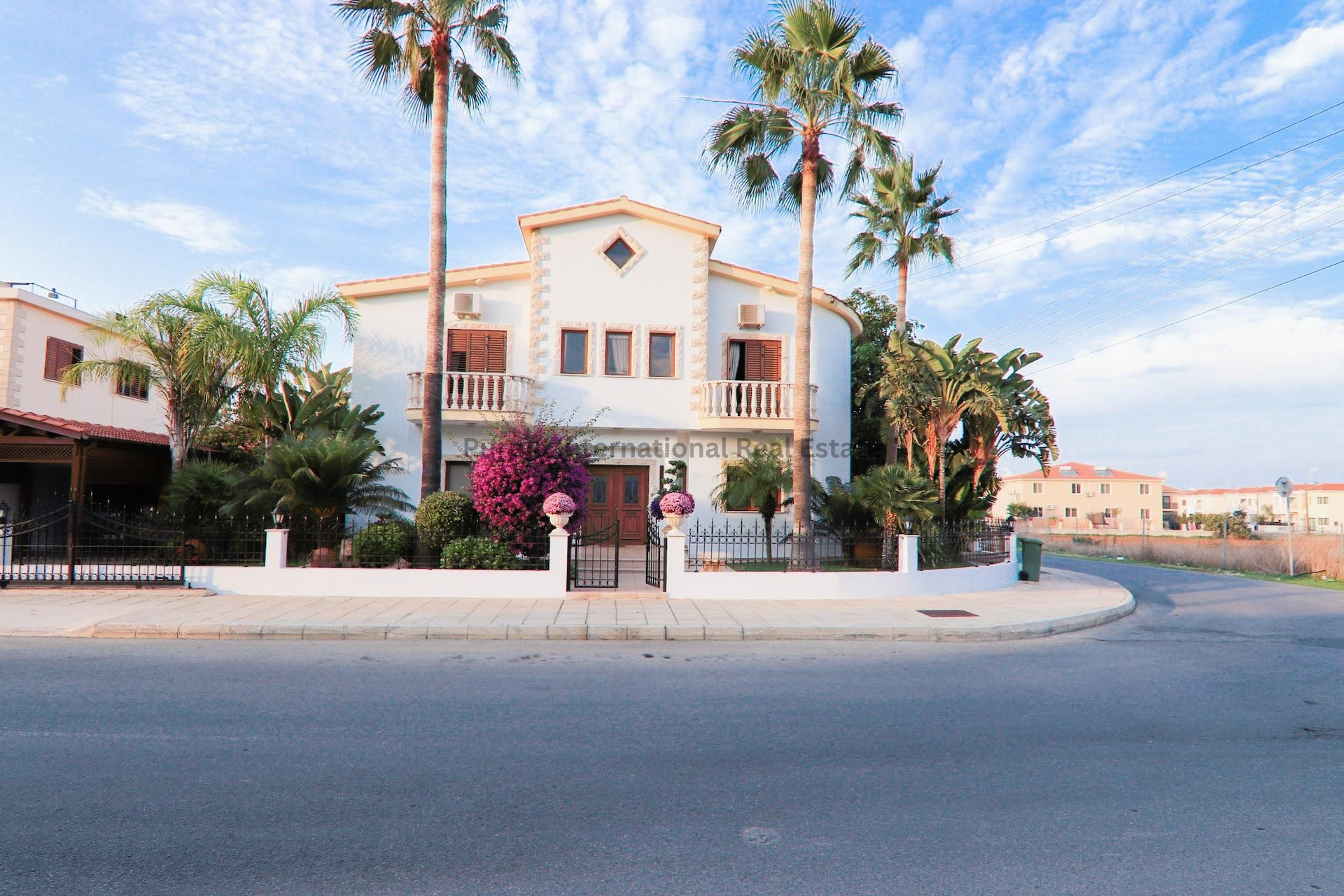 House in Paralimni - view 1