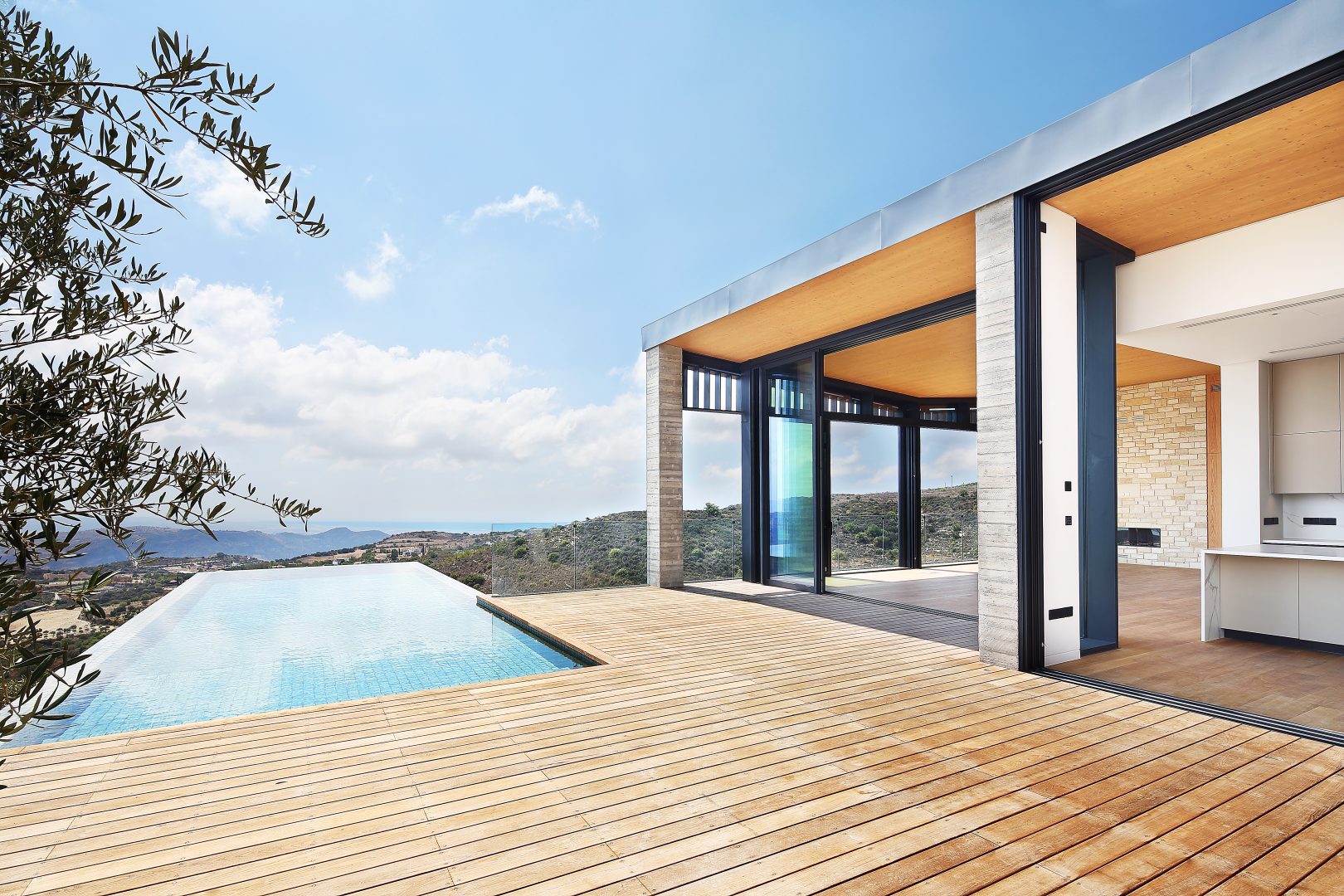 Villa in Tsada - view 1