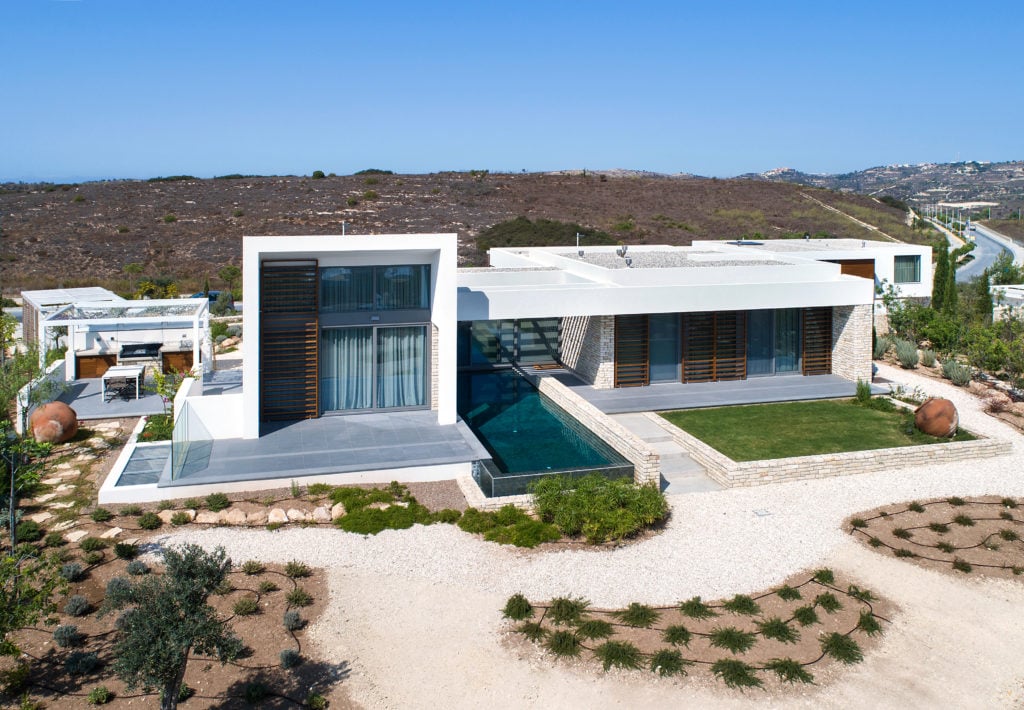 Villa in Tsada - view 1