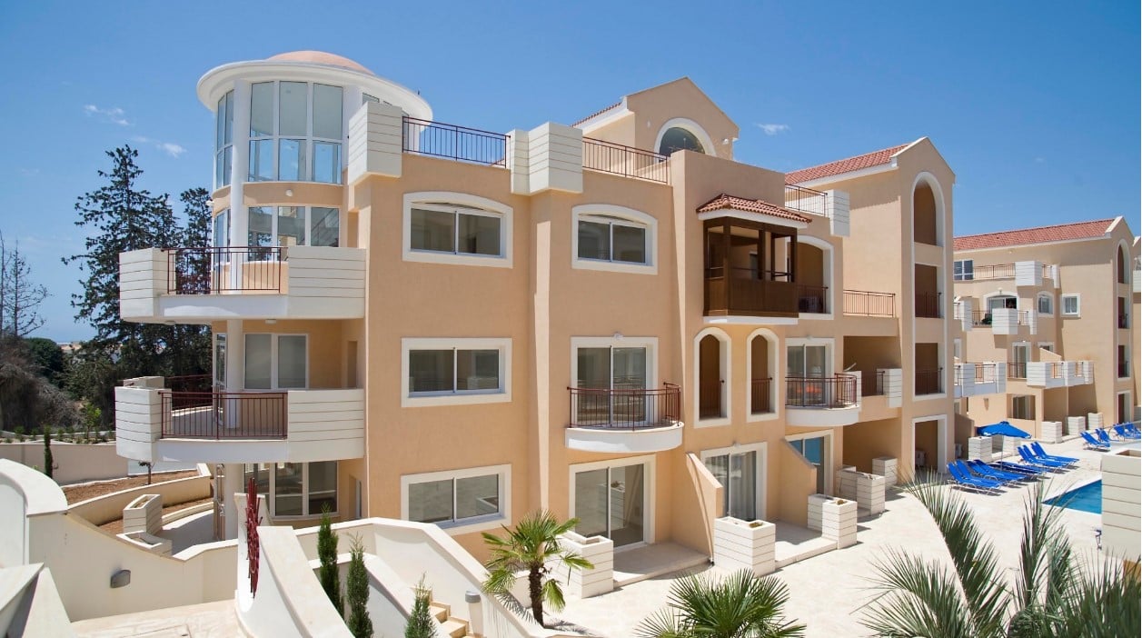 House in Ayios Theodoros - view 1