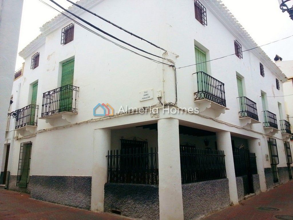 House in Arroyo Albanchez - view 1